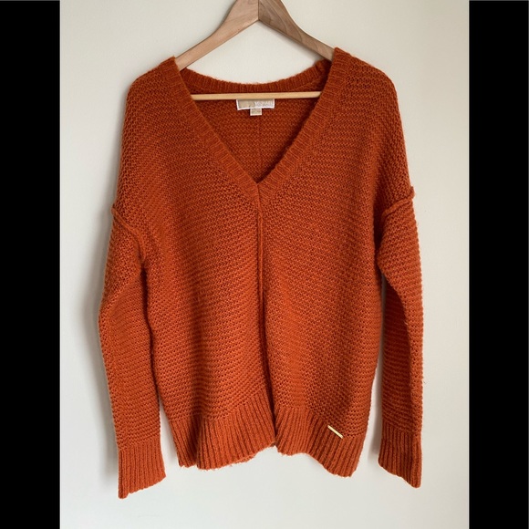 MICHAEL Michael Kors Sweaters - NWOT Michael Kors V-neck rust colored sweater